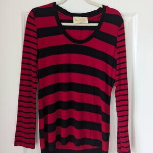 Vince Camuto long sleeve tee